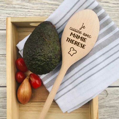 Cuillère bois personnalisée Je cuisine avec Mamie