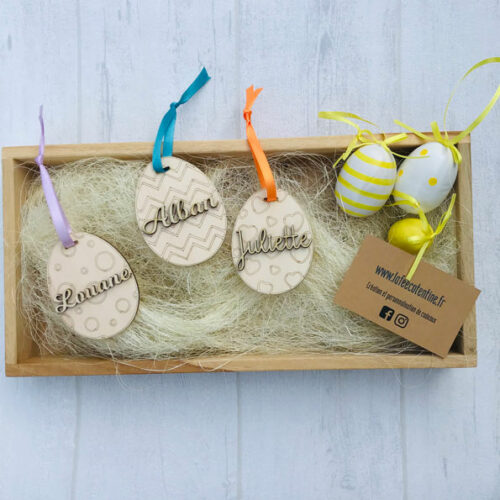 Oeufs-de-Paques-en-bois-a-personnaliser