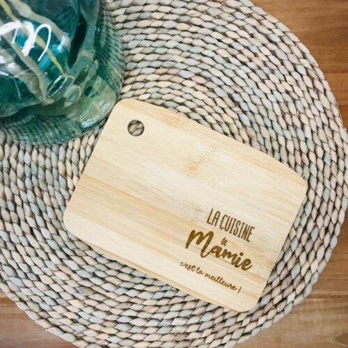 Planche à découper "La cuisine de Mamie c'est la meilleure ! "