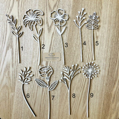 Fleurs en bois à l'unité