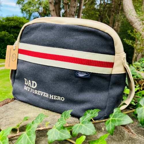 Trousse de toilettes Dad