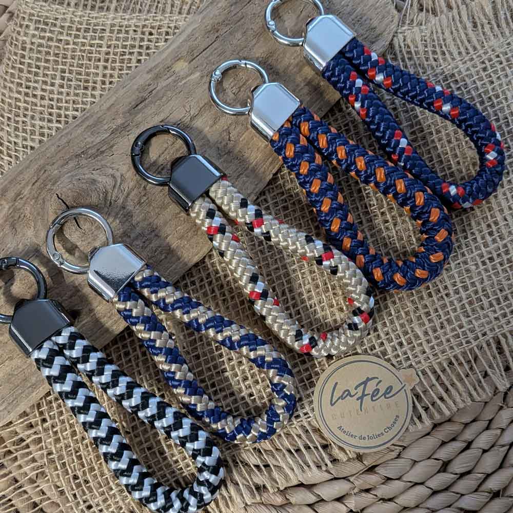 Porte-clé-corde-nautique-multicolore